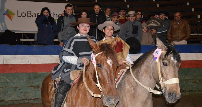 Cinthya Valenzuela y Karla Palominos: No esperábamos este premio, pero los caballos se portaron bien