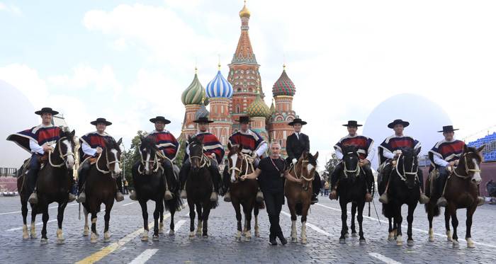 Director Escuela de Equitación del Kremlin destacó presencia de Palmas en Moscú
