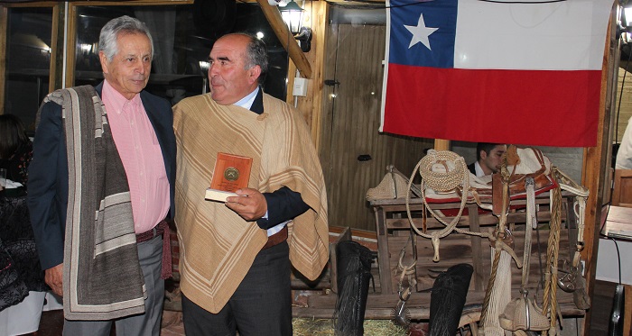 José Luis Ortega: Estoy contento por ser premiado en una asociación bien competitiva
