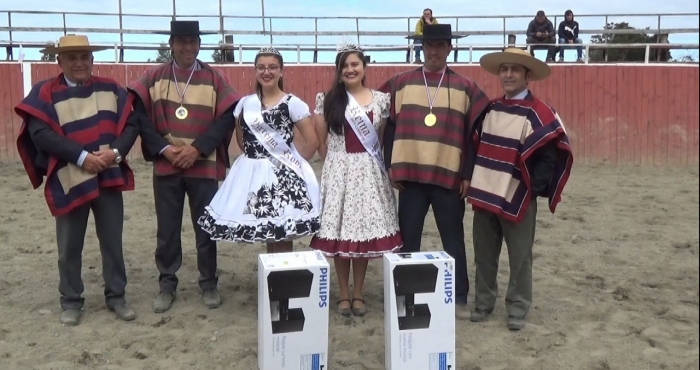 Las Quebradas festejó en el Rodeo Para Criadores del Club Linao Quemchi