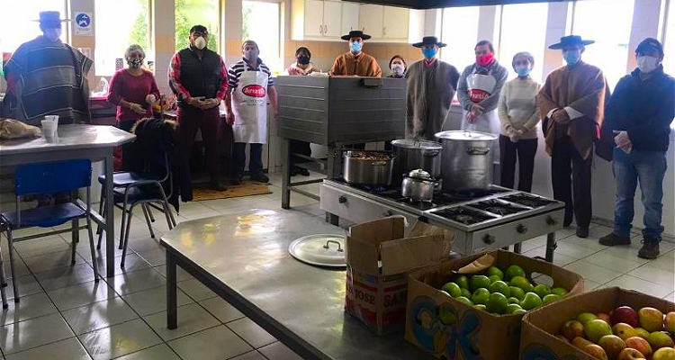Club Coihueco realizó almuerzo solidario para familia vulnerables